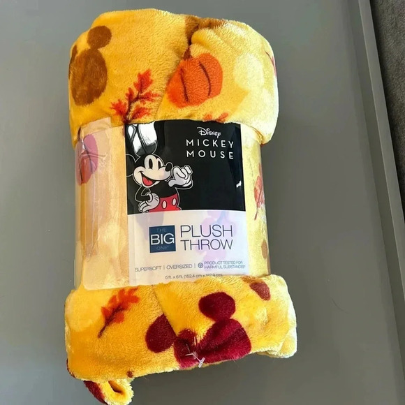 Other - Disney mickey plush throw fall colors supersoft oversized 5 ft by 6 ft so comfy